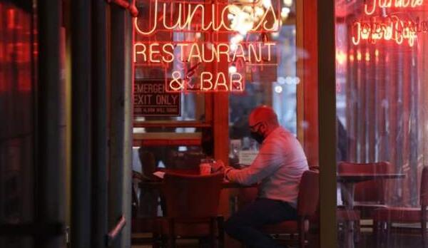 美國紐約12月14日起將禁止堂食 可戶外用餐或點外賣