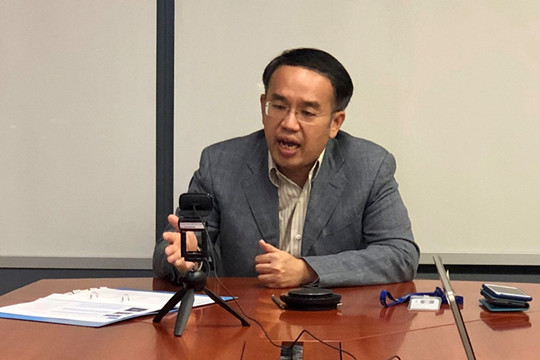 許正宇：三方面推動發展金融科技