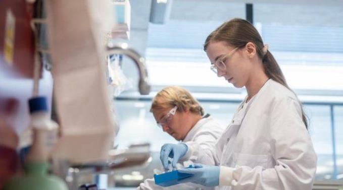 英國新冠疫苗費用將高達120億英鎊