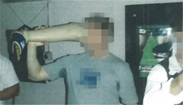 【追蹤報道】涉用假肢當酒杯 澳媒：該士兵已辭職