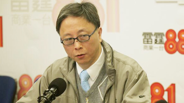 何栢良建議50歲以上市民考慮接種疫苗