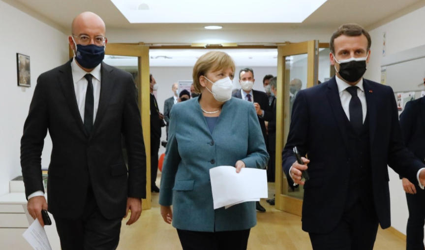 德國總理默克爾新冠病毒檢測陰性 曾與馬克龍雙邊會談