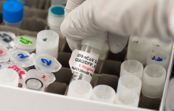 日本政府公布疫苗接種計劃：預計明年從醫務人員開始分批打