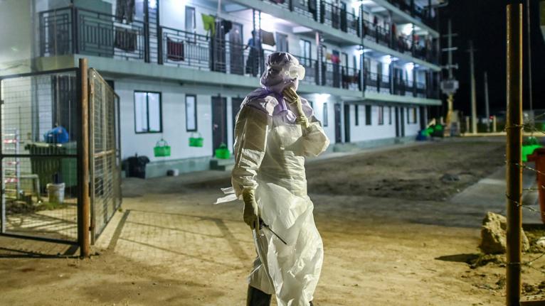 泰國一水產市場暴發新冠疫情 新增確診病例516例