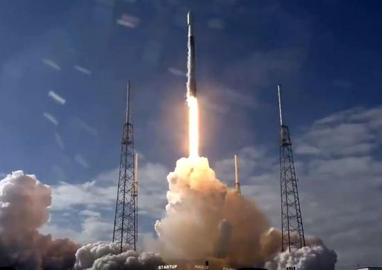 SpaceX成功發射絕密衛星