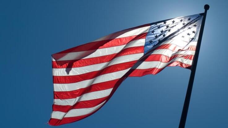 裁員超10萬人！沃爾瑪等27家美國大公司被曝邊盈利邊裁員