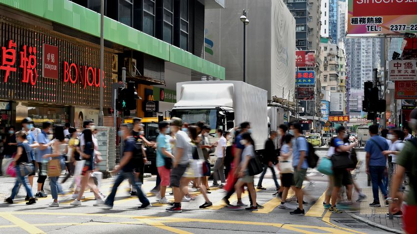 大和料本港第四季經濟重返收縮