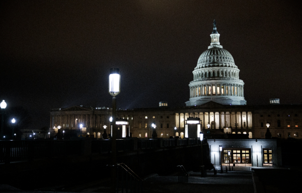 美國會或於周一表決新一輪抗疫援助法案