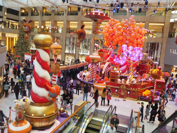 調查：香港六成七市民預計減少聖誕消費