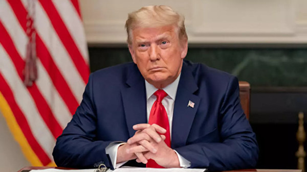 特朗普拒絕簽署新冠紓困法案