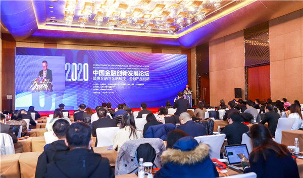 學者評監管新規是開「正門」堵「偏門」