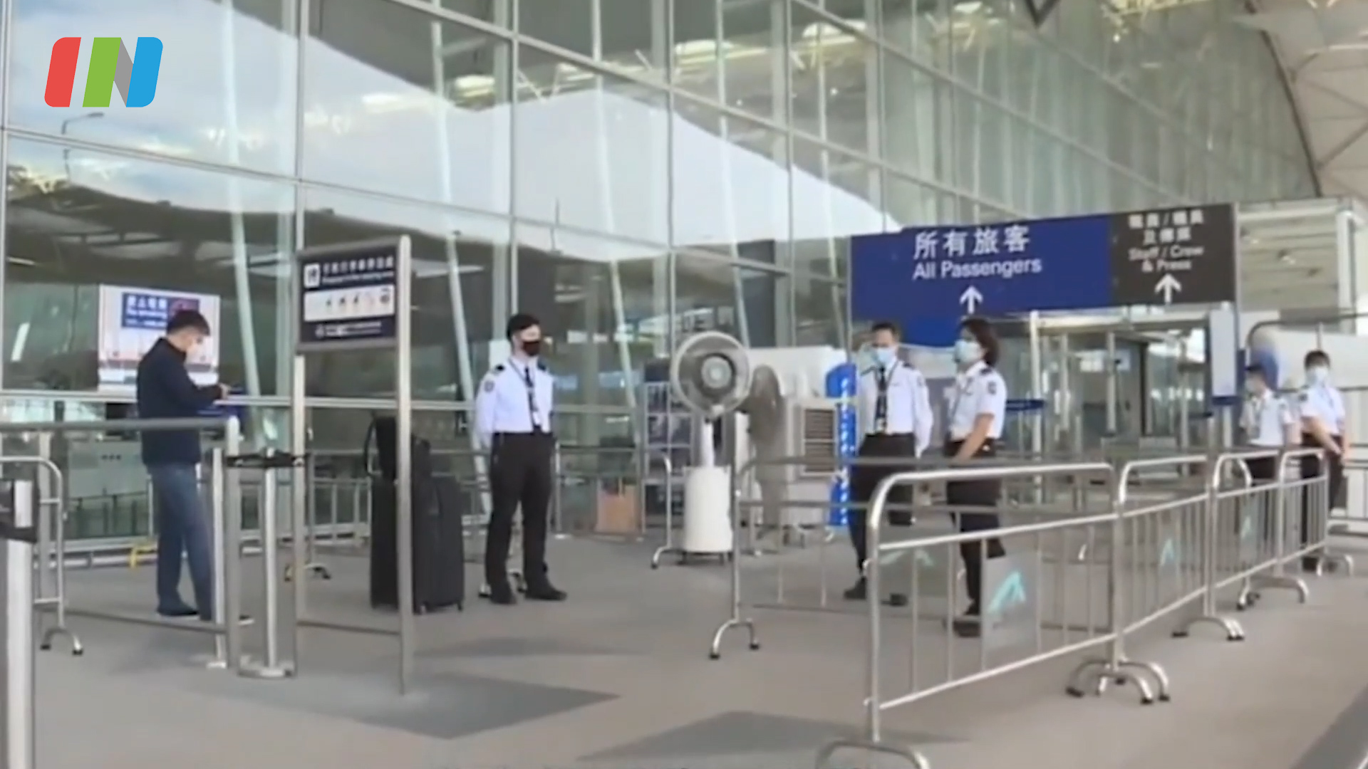 有片丨兩名留英返港學生疑似感染變異新冠病毒