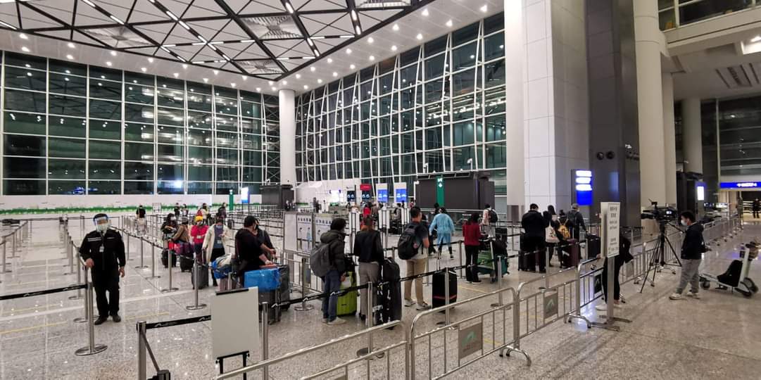 機場啟用快速檢測 等候時間快一半