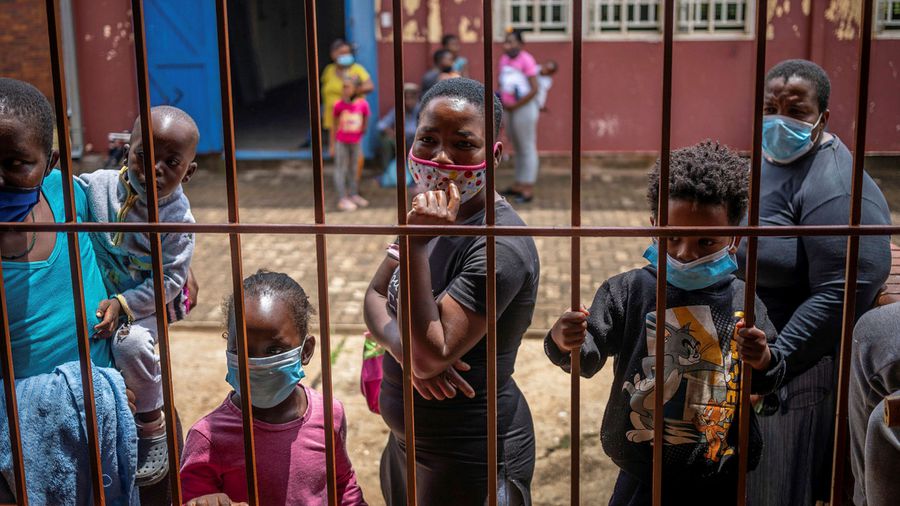 變異新冠病毒迅速蔓延 南非9天內增加10萬例確診