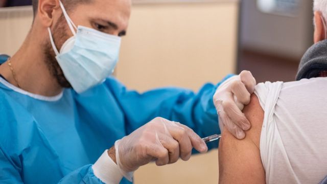 英國民眾或最快下周一可接種牛津疫苗