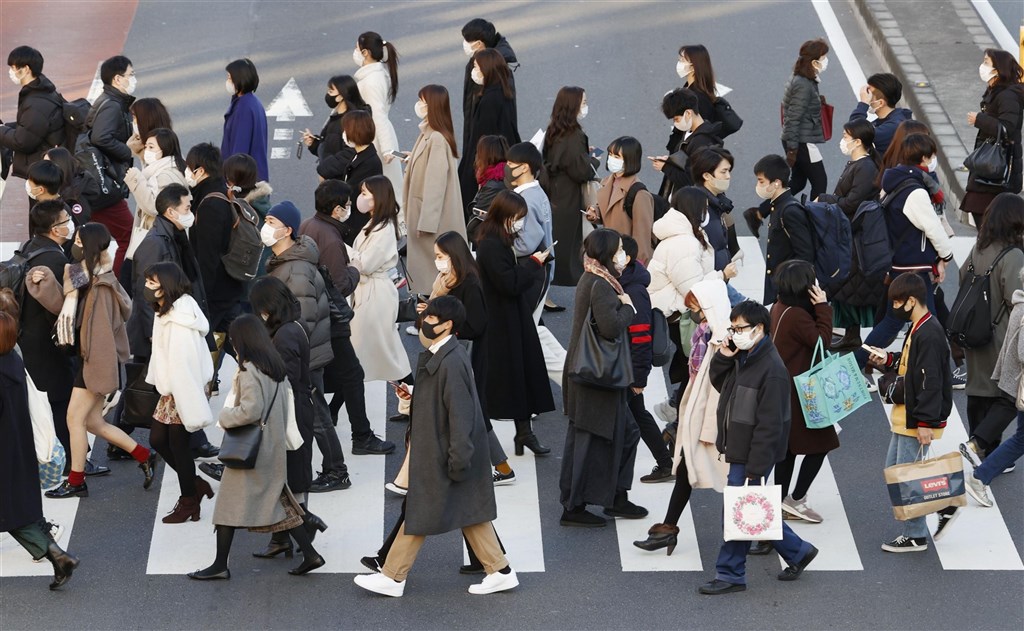日本三成年輕公務員加班時間超「過勞死線」 每月80小時