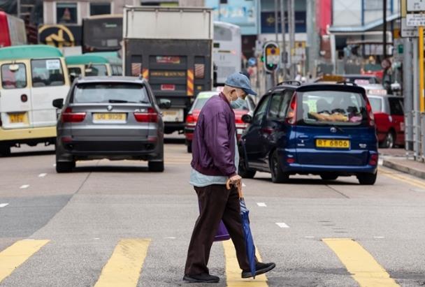 消息：本港新增逾50宗確診個案 涉不明源頭感染
