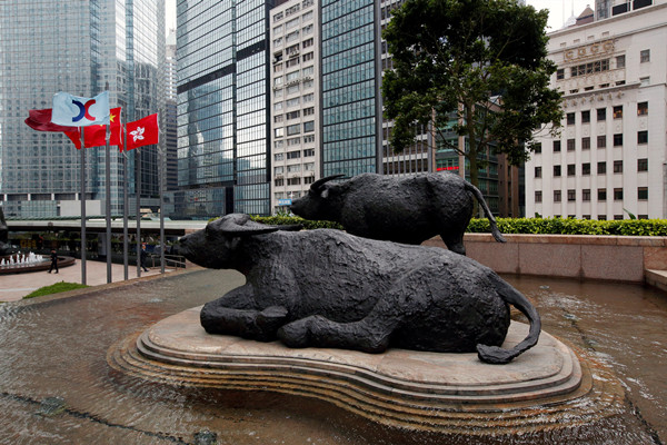 【投資周記】黑天鵝灰犀牛都在過去 港股2021年前景看好