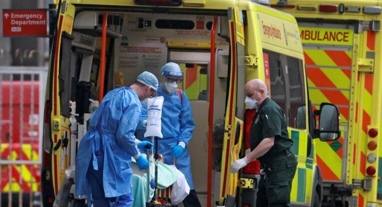 英國新增確診54990宗 約翰遜：將採取更嚴格措施