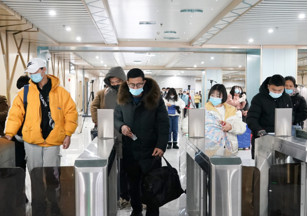 元旦期間全國鐵路累計發送旅客3472.6萬人次