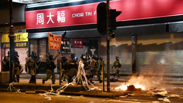 涉藏噴漆及非法集結 理大生判入更生中心