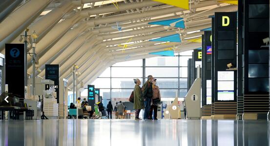 日媒：日本考慮暫停所有外國人入境