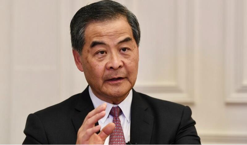 示威者闖進美國會大廈 梁振英質問「泛民」：暴徒攻入立法會是因香港沒民主？