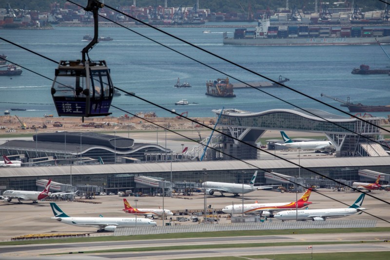 機管局指1名行李及貨物裝卸員工初步確診新冠肺炎