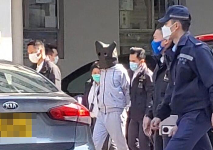 「12逃犯」案一未成年被控縱火等2罪 案件押後被告還柙