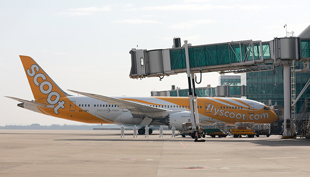 有片 | 世衛專家組飛抵武漢 將遵循當地防疫規定接受隔離