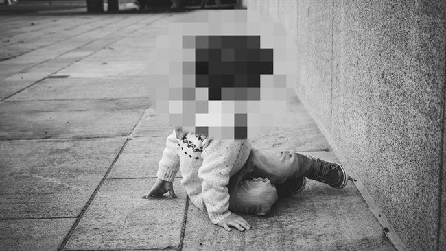 台灣一狠毒外婆拔光5歲外孫指甲 一審被判無期二審時稱血壓高想回家