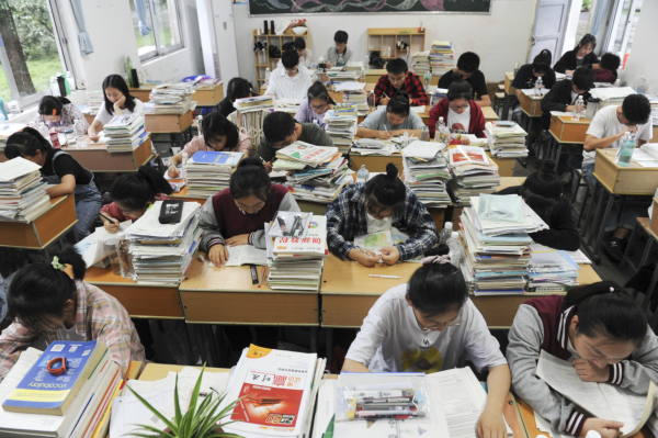 廣東省教育廳：寒假期間嚴厲打擊校外機構與民辦學校舉辦「密考」