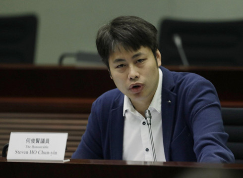 何俊賢：取消年宵花市及政府的後備方案成效有限