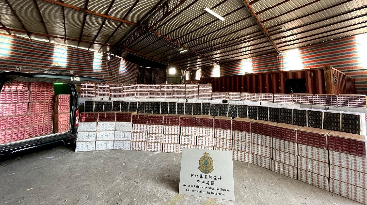 海關檢獲約2600萬懷疑私煙及未完稅加熱煙 24歲男被拘