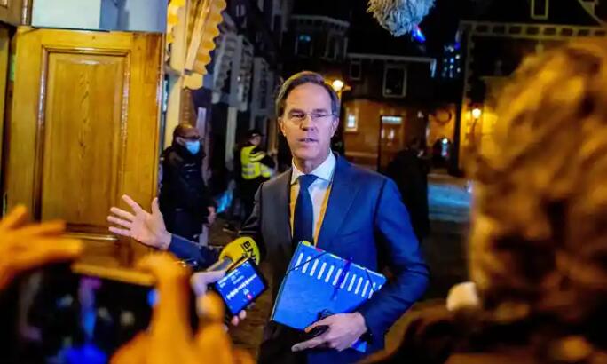 快訊！因育兒福利醜聞 荷蘭首相呂特率內閣總辭  