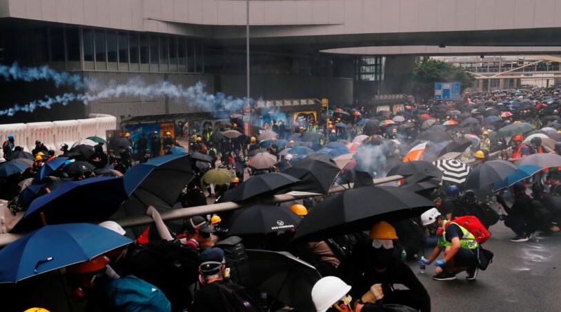 暴動罪成 義務急救員被判囚4年罰款5000元