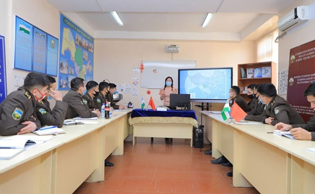 中文熱不斷升溫 烏茲別克斯坦軍校開設中文專業