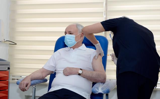 阿塞拜疆開始大規模接種中國新冠疫苗