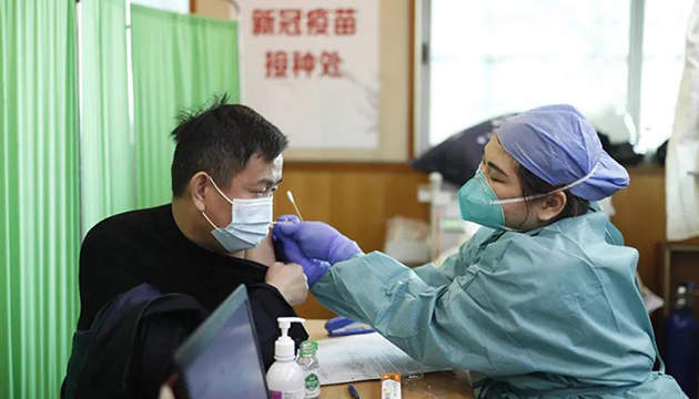 廣州累計接種新冠疫苗20.7萬劑，普通市民何時接種疫苗？