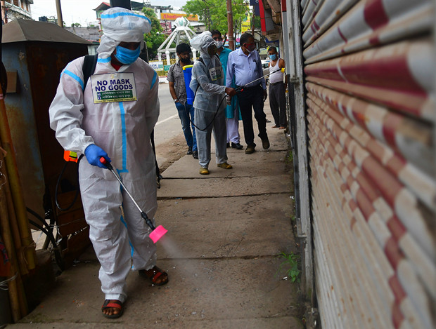 印度單日新增逾萬宗確診 累計確診僅次于美國