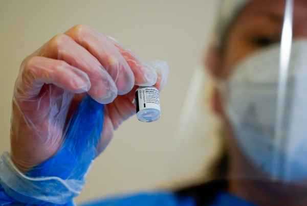 疫情下小小疫苗瓶需求大增！中國被「卡脖子」了嗎？