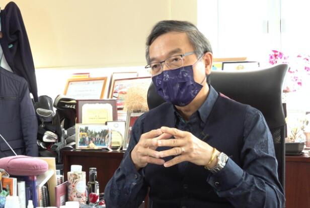 林正財：開展疫苗接種後將審視是否調整防疫策略