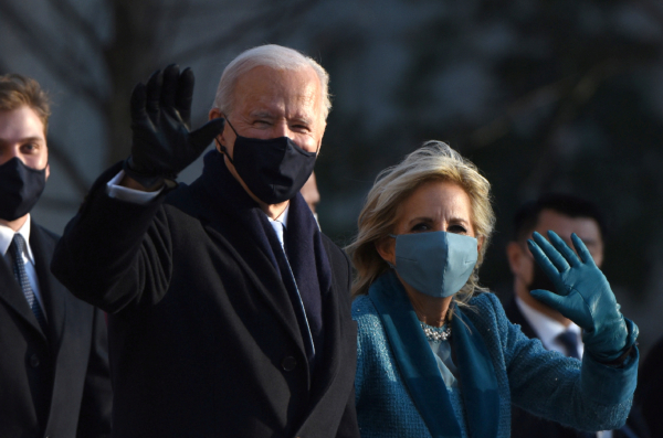 新任第一夫人吉爾拜登推特分享抵達白宮視頻