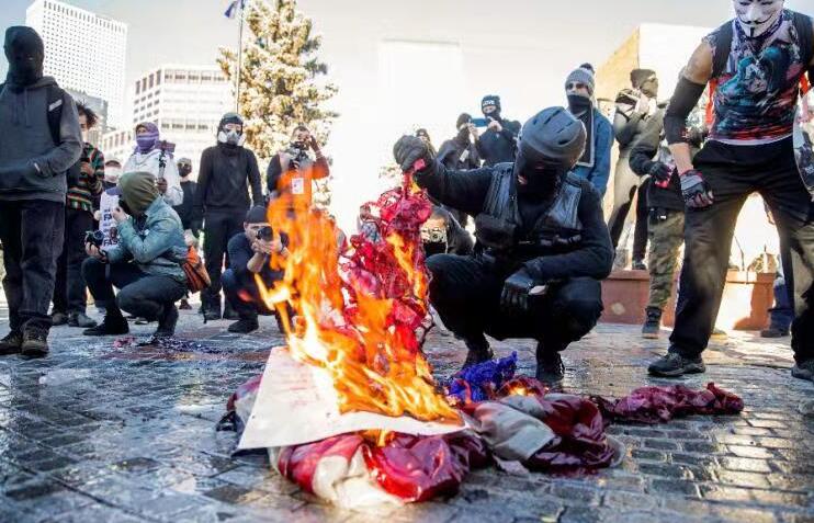 美國家圖書獎得主所羅門：美國已四分五裂 被特朗普徹底改變