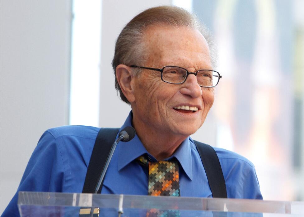 美國著名主持人拉里·金感染新冠去世 終年87歲