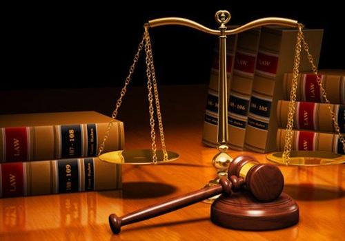 因父去世請假8天未獲批強行休假被辭 法院判決系違法辭退