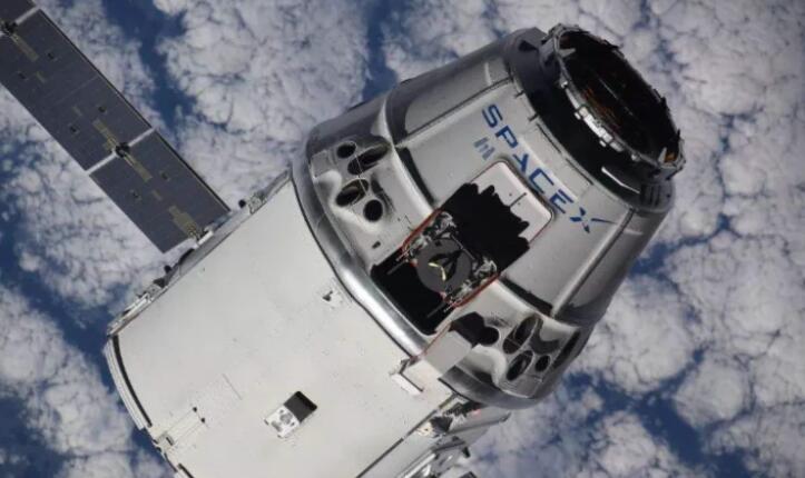Space公布首批載人航天名單 一張船票5500萬美元