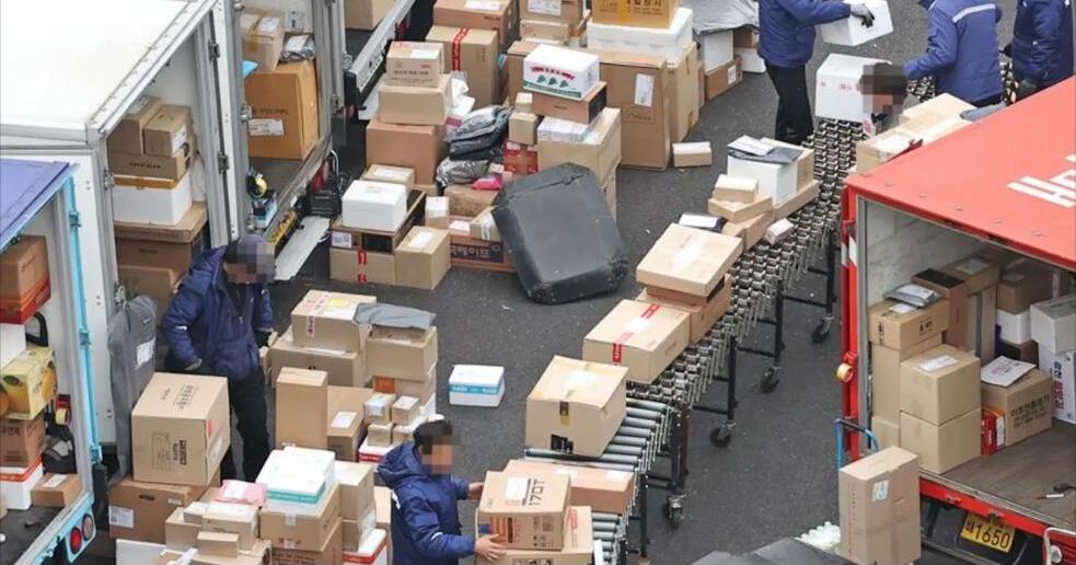 韓國快遞工會總罷工 要求改善工作環境
