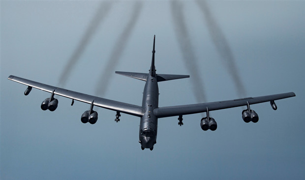 拜登上任後美軍轟炸機首飛中東上空 「以遏制潛在的侵略」