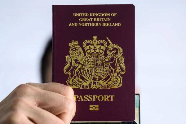 【香港脈搏】英BNO新政策干涉中國內政